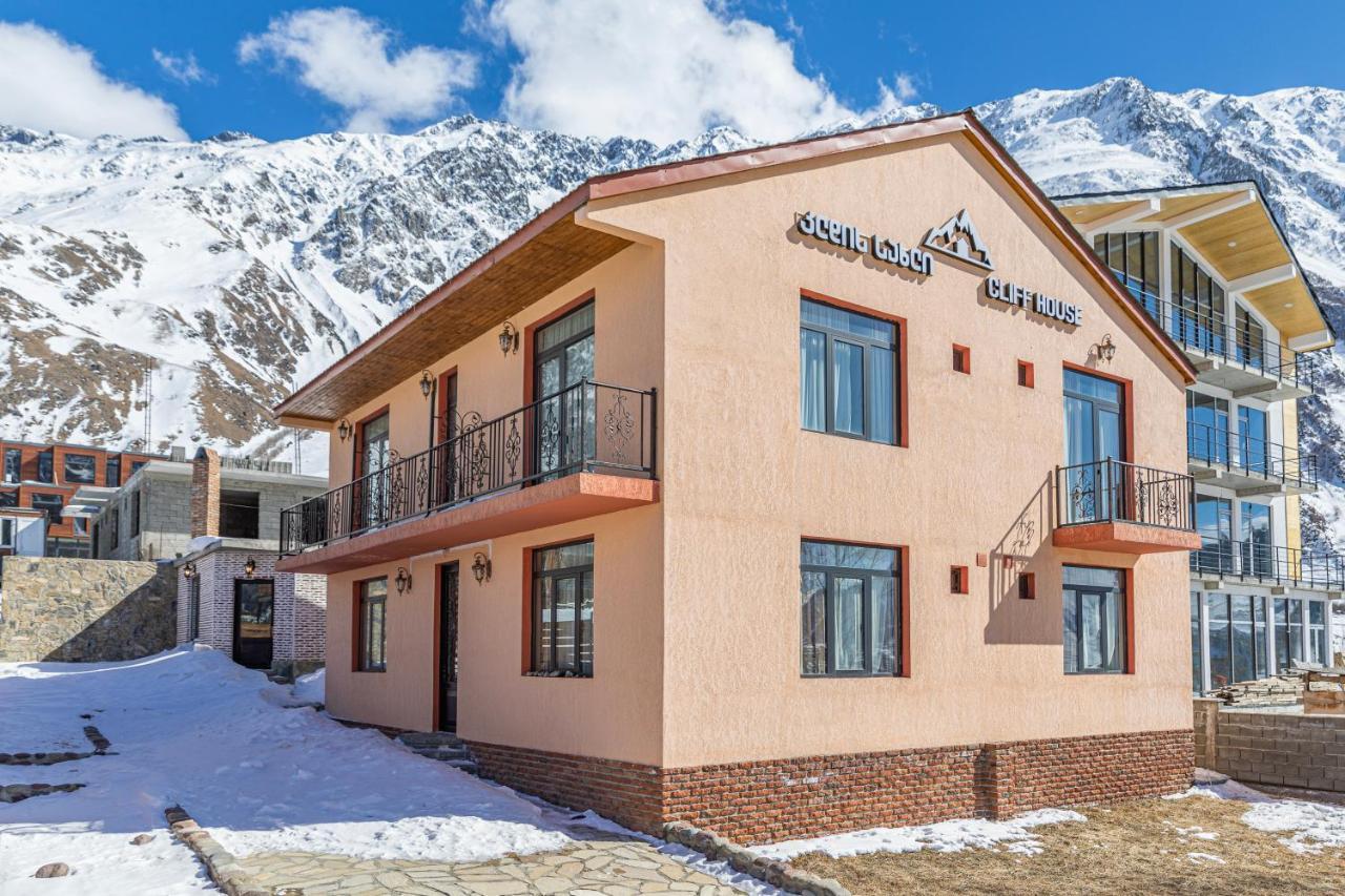 Cliff House Hotel Kazbegi Ngoại thất bức ảnh