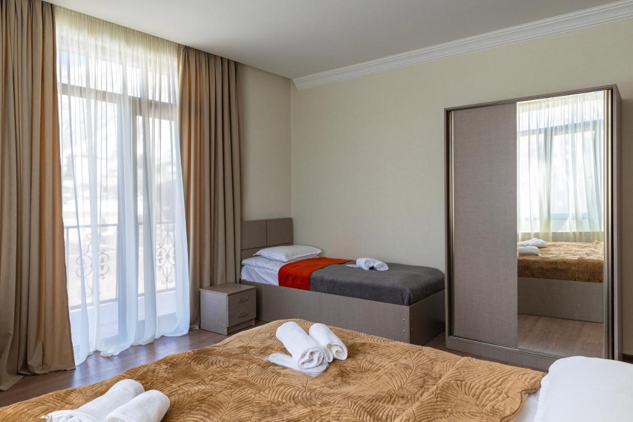 Cliff House Hotel Kazbegi Ngoại thất bức ảnh