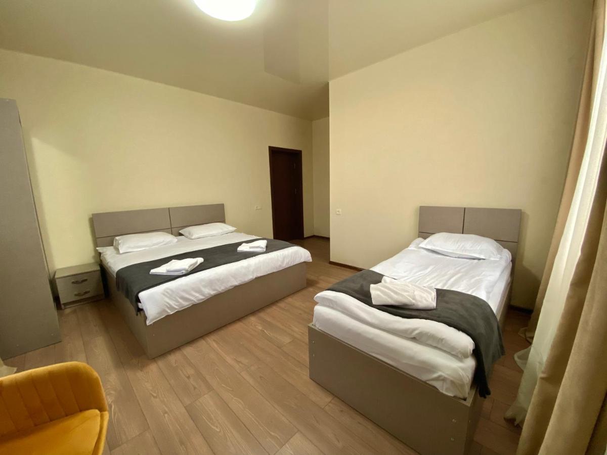 Cliff House Hotel Kazbegi Ngoại thất bức ảnh