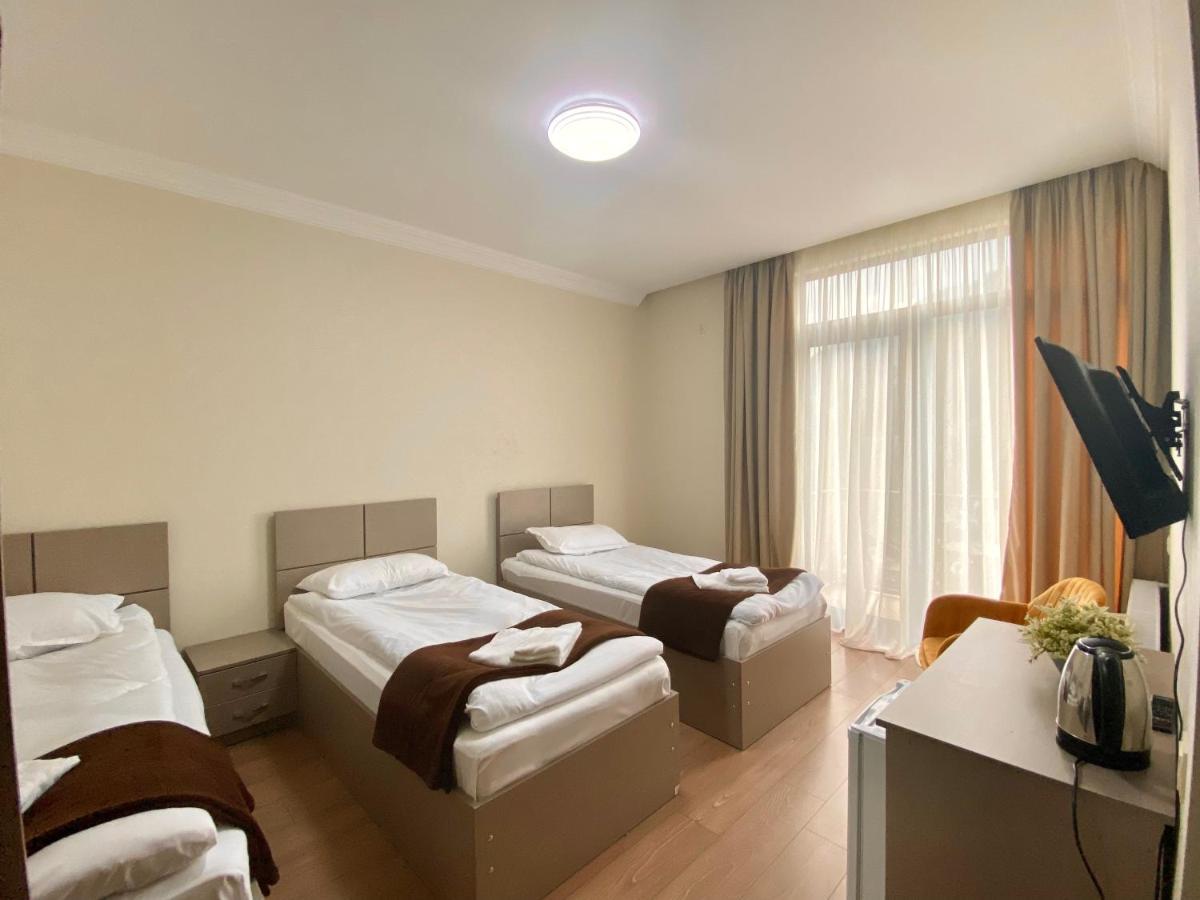 Cliff House Hotel Kazbegi Ngoại thất bức ảnh