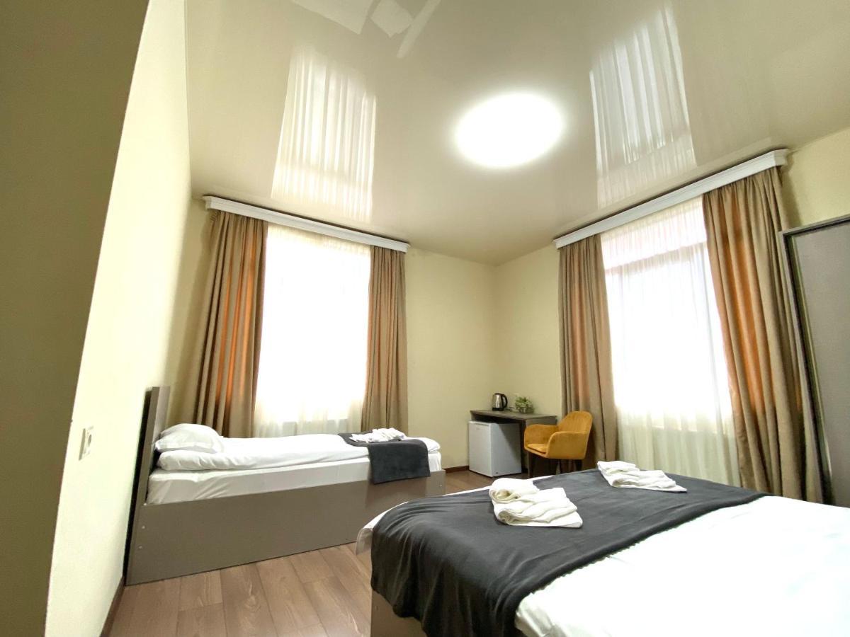 Cliff House Hotel Kazbegi Ngoại thất bức ảnh