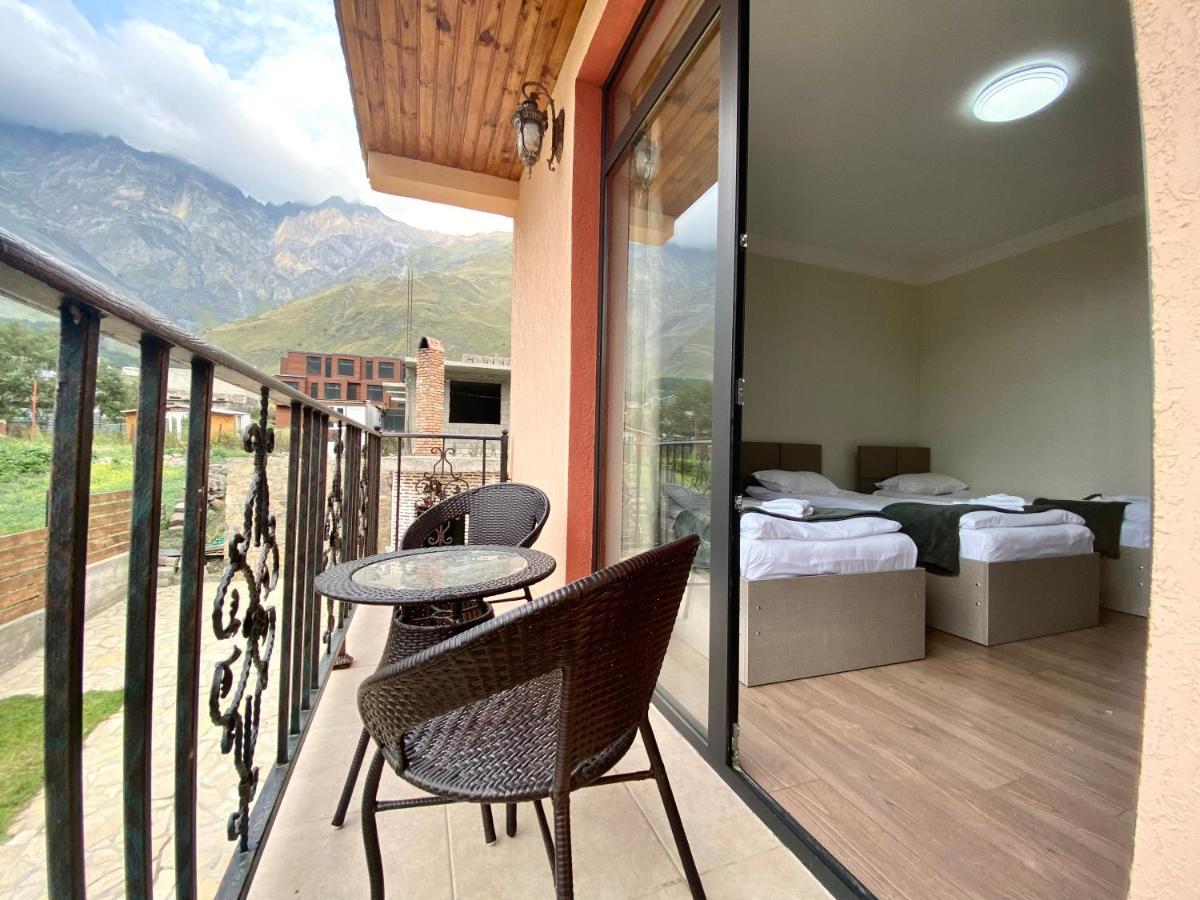 Cliff House Hotel Kazbegi Ngoại thất bức ảnh