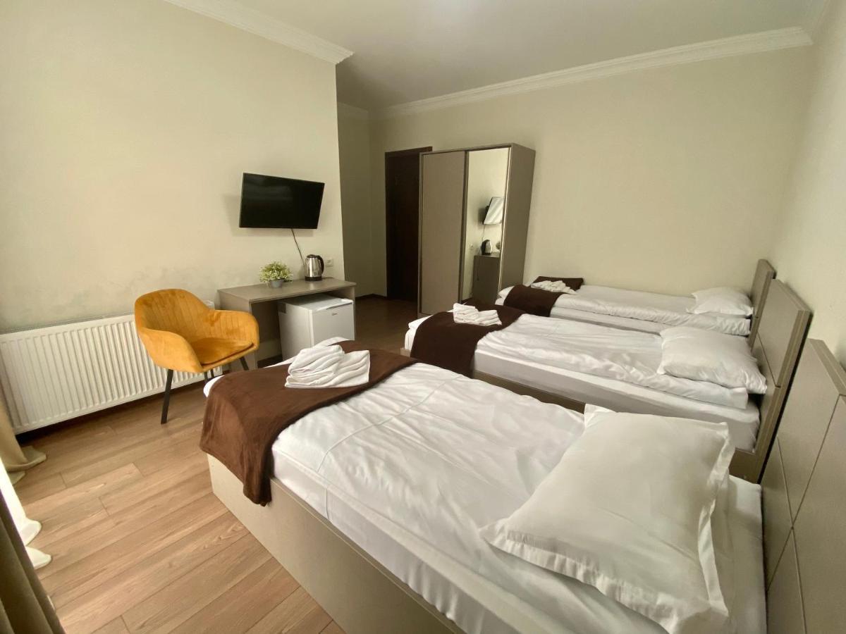 Cliff House Hotel Kazbegi Ngoại thất bức ảnh